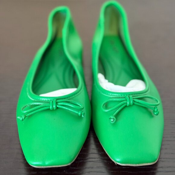 ON 34th Shoes - ! NWT - In Box - On 34th Green Naomie Ballet Flats !